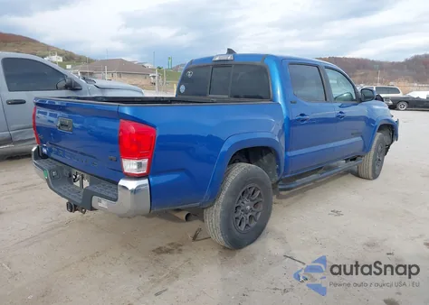 2017 Toyota Tacoma Sr5 V6 z USA, uszkodzony, nr VIN 3TMCZ5AN3HM116747